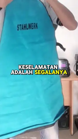 Safety dalam Pengelasan adalah segalanya #welding #apronlas #pengelasan #stahlwerkwelding #juraganlas 