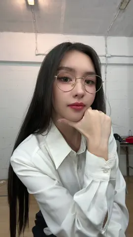 Do you miss me? 🥟 #lookkaewkamollak #trending #loveseniortheseries #พี่ว้ากคะรักหนูได้มั้ย #fyp 