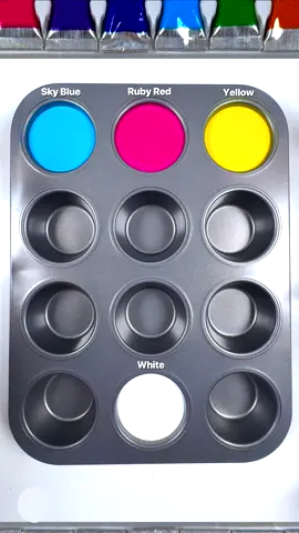 Color recipes from 3 colors & white #oddlysatisfying #colormixing #paintmixing #colors #colortheory #howtomixpaint #satisfyingart #satisfying #relaxingart #artvideos #painting #asmrart #arttok 