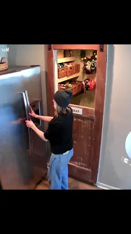 Unstable family 🤣🤣 #scare #scarecam #prank #funnyprank #funny #prankvideo #viral 