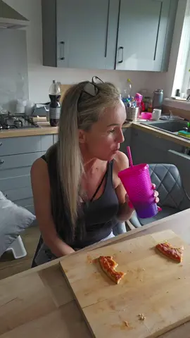 #scary #madhouse #fyp #funny #foryoupagе #motherdaughter #foryou #fy @Tosia @🩵 that freaked me out so much but it is funny. 