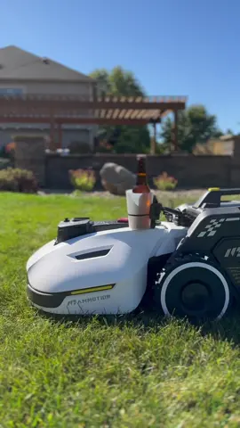 Octoberfest Yard Cleanup With The @Mammotion Tech Yuka. #mammotion #yuka #lawnmower #octoberfest 
