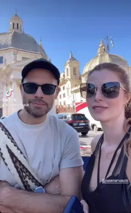 Un chiste mientras caminamos por la bella italia! 🇮🇹#cristinahurtado #guerreroscolombia #leones #cobras #guerreros #canal #cali #colombia #lacasadelosfamososcol #josenarvaez #jossenarvaez #yomequedoencasa #bogota #barranquilla #encasaconel #cartagena #cobrasvsleones #puertorico #quedateencasa #canaluno #rcn #aislamiento #pereira #bucaramanga #santamarta #cundinamarca #potro #tolima #medellin #bolivar