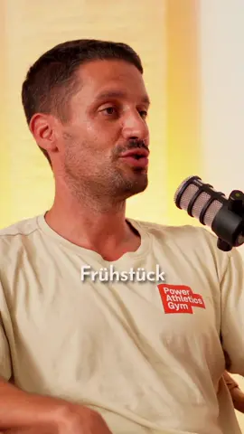 Das Frühstücks-Märchen: Lass dich nicht täuschen! 🥄 Was, wenn das Frühstück gar nicht so wichtig ist, wie man dir sagt?