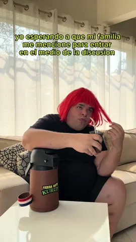 Cuando mi familia esta discutiendo jajajaja 