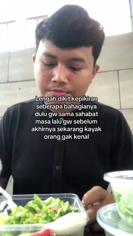 Sekarang masa itu cuma sebatas kenangan