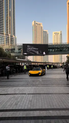 Mclaren P1 #mclaren #mclarenp1 #dubaicars #carspotting 