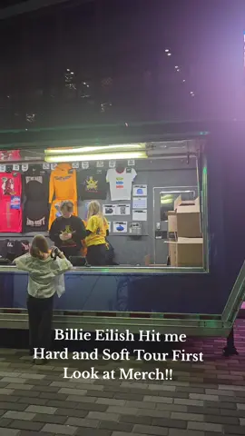 Billie Eilish Hit me Hard and Soft First Look at Merch In Quebec City Canada!!  #billieeilish #hitmehardandsofttourbillie #music #pop #birdsofafeather #merch #hitmehardandsofttour #quebeccity 