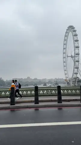 بلاد الضباب 🤍 #explore #fyp #لندن🇬🇧 #london 