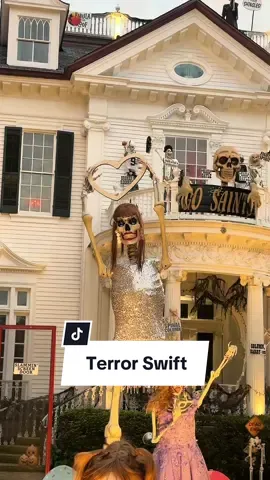 Terror Swift featuring her 11 scERAS 💀🫶🏻  #TaylorSwiftErasTour #erastour #taylorswift #swiftie #halloween #taylor #taylorswiftie #neworleans #nola 