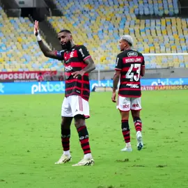 O gol da vitória do Mengão diante do Athletico-PR, marcado por Gerson diretamente do gramado do Maracanã! 🏟️⚽️  #VamosFlamengo #Flamengo #Gerson
