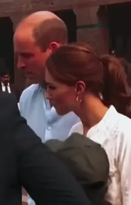 Royal Tour  #princess #princessofwales #catherineofwales #catherinemiddleton #princewilliam #prıncewıllıamofwales #princeandprincessofwales #princegeorge #princesscharlotte #princelouis #princeandprincessofwales 