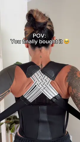 Poor posture takes time, I cant believe i didnt buy this sooner. 😭 #creatorsearchinsights #posturefix #posturecorrection #asmr #musthaveproducts #tiktokmademebuyit #neckpain 