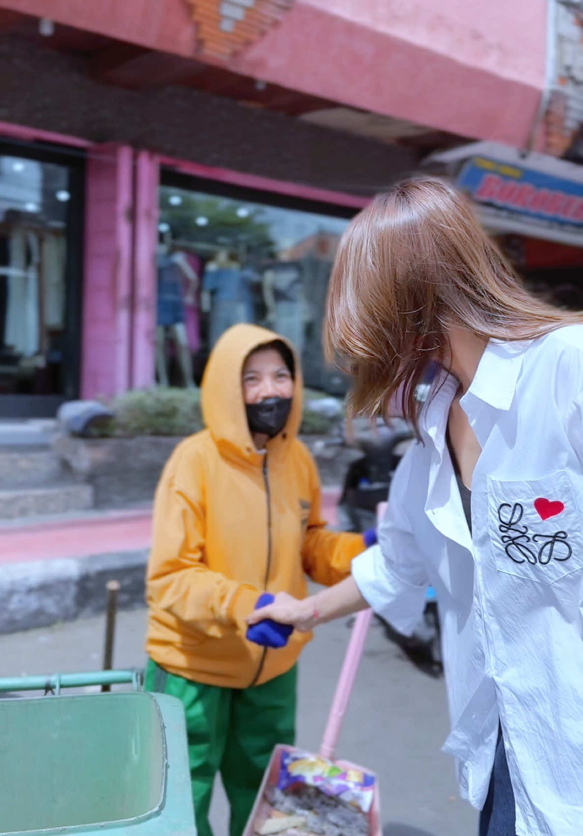 Emang salah ya kalau aku kyk gini …?#yoni