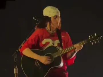 os vocais 😭😭😭 #billieeilish #viral #frases #tv #maybeitheproblem 