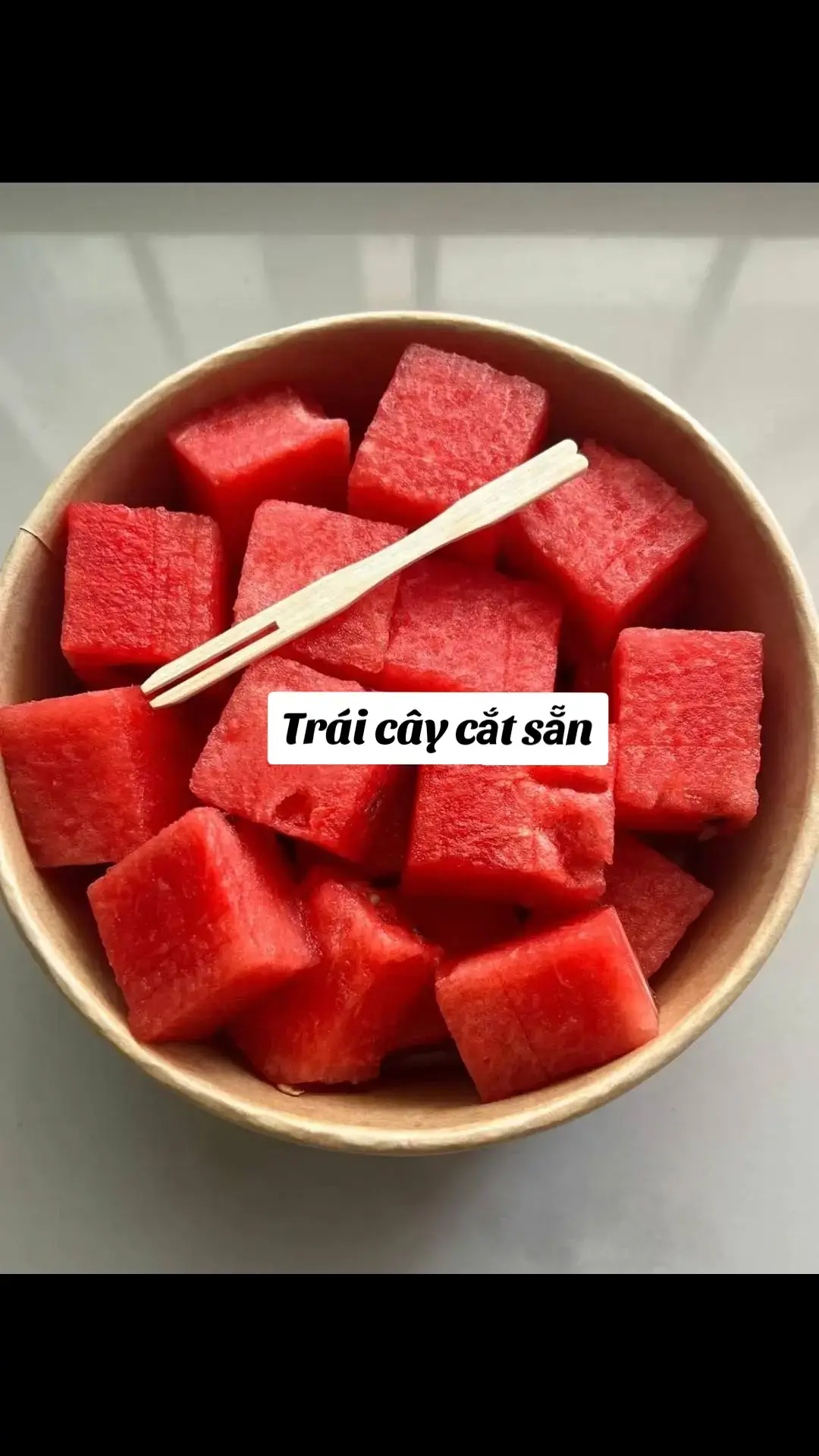 🌿Hôm nay mình có dưa hấu cắt sẵn ạ. 1hộp/20💰 🛵 Phí ship tùy khu vực ạ. #cantho #traicaycatsan #tiemtraicay #duahau #traicayngon 