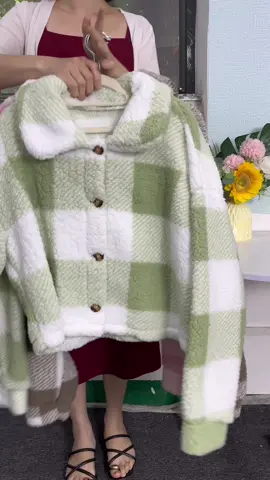 #fluff#coat#jacket#winter#OOTD#longsleeve#girl#cute#womenswear#plain #foryoupage #tiktokshopUK #autumn #tiktokmademebuyit #womenswear#fashion#cute#falldealsforyou🔥🔥🔥 