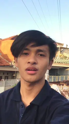 mngknya jngn maen hp mulu. #kentut #fyp #viral #pdiddy #berita #surabayatiktok #standupcomedy #tren #lucu #surabaya #jakarta 