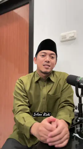 **Kalau Kamu Tujuannya, Dia Pasti Bersegera** 🌿✨ Kalau dia serius, nggak bakal ada istilah “nanti dulu” buat nikah. Rasulullah ﷺ bilang: *“Wahai para pemuda, barangsiapa di antara kalian sudah mampu, maka menikahlah.”* (HR. Bukhari). Niat baik itu nggak ditunda-tunda. Kalau memang kamu tujuannya, dia bakal bergegas buat halal, bukan kasih alasan terus. 💍💫 Jadi, kalau dia cuma bikin kamu nunggu tanpa kejelasan, mungkin kamu bukan prioritasnya. Tapi kalau tujuannya itu kamu, dia pasti bersegera, bukan digantung berlama-lama. Karena resiko menunggu terlalu lama adalah kehilangan. 🤍 📍 *Yuk kita Me Time!*   🗓️ 16 Nov 2024 | 🕙 10-12 WIB   🏢 Venue: Ballroom Menara 165, Jakarta Selatan   🎟️ Tiket: [s.id/metimeseries](http://s.id/metimeseries)   More info: @metime.series   ———————————— Info Detail Umroh 29 Okt & 29 Des ✨   Haji Furoda 2025 🌍   Badal Haji & Badal Umroh 🕋   📞 0851 7998 7020 (Ka Atik) ☎️   Follow @haastour @haasumroh ✈️😊   ———————————— Mau dapat konten ilmu, info kajian, dan banyak inspirasi lainnya? Yuk, gabung di grup WhatsApp Sahabat UIR! 🌟   Cukup WA ke 0851 7999 7020. Semoga Allah lancarkan jalan menuju pernikahan yang halal dan berkah. Aamiin. 🙏✨ #NggakMauDigantung #SeriusMenikah #LangsungHalalin #UstadzIrfanRizkiHaas #MeTimeEvent #Umroh2024 #Haji2025