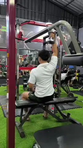 kaya gini? #fypシ゚viral #masukberanda  #gym 