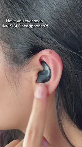 How are they less than £3 as well?🥲#uk #headphone #wirelessheadphones #spotlight #TikTokMadeMeBuyIt #fyp #TikTokShop 