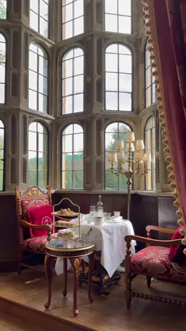 Staying in a Royal Tudor Castle. Thornbury Castle🏰🤍 #castle #royal #palace #regal #princess #classyaesthetic #queen #royalcore #royalty #princesscore #fairytale #anneboleyn #tudor #fairycore #baroque #classy #romance #lovestory PR Stay