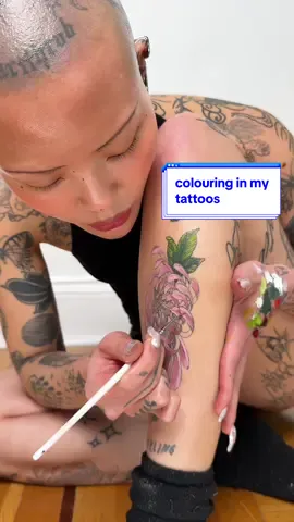 colouring my tattoos in ! #avantgardemakeup #editorialmakeup #experimentalmakeup 