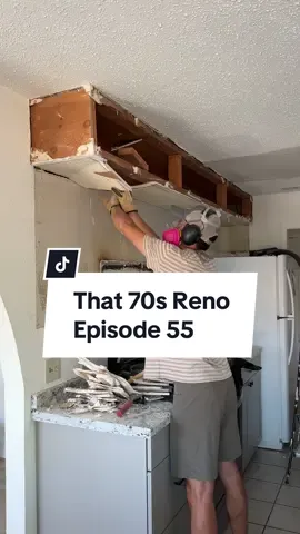 If you give a mouse a cookie… he will end up destroying his whole house ☠️🍪 in my brain this is the only logical next step to fixing the floors, please tell me you understand?? Tbh tho I’ve always wanted to rip out the soffits above the cabinets and I got SO lucky! There was no major plumbing or electrical work inside of them, literally just a big empty box. Now I’ll be able to get taller cabinets and maximize the storage in this little kitchen! Make sure you follow me @dawson.diy to see how the rest of this renovation goes! Next step is removing the popcorn ceiling! #that70sreno #kitchendemo #demoday #kitchensoffit  