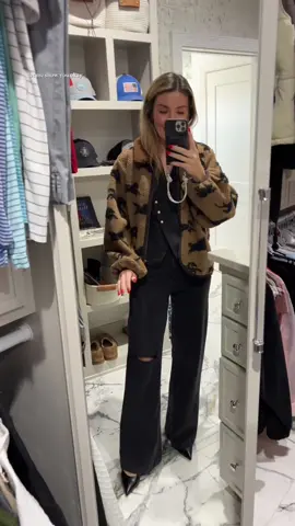 This asymmetrical button front vest is so classy and fun to style!!! And the price and quality is amazing! #vest #vestoutfit #OOTD #affordablefashion #fallootd #tiktokshop #spotlightfinds #falldealsforyou 