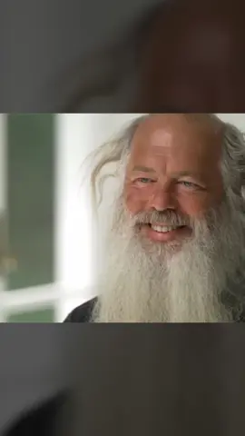 No te pierdas esto... mensaje profundo y hermoso🎶 ✨ Rick Rubin ✨ 🙌🏻🙌🏻🎶💜  Uno de los productores musicales más talentosos de su generación y, sin duda, uno de los más interesantes. Ha trabajado con casi todos los artistas más importantes de todos los géneros. En una industria orientada a producir éxitos, el enfoque de Rubin está en los sentimientos y en ayudar a los artistas a ponerse en contacto con su yo musical. Créditos: 60 Minutes - Entertainment  . . . . (Gracias @leylagoi por compartirme la entrevista 🙌🏻💜🎶) . #BVMusic . . . . . #prodcciónmusical #productormusical #MusicProducer #MusicProduction #rickrubin 