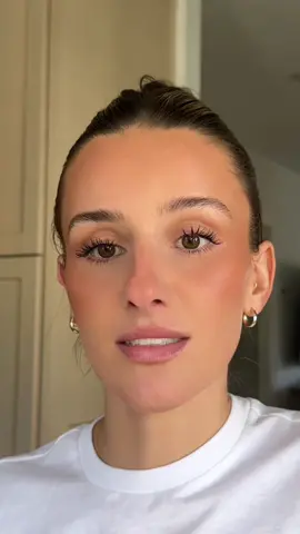 Fake fresh lip filler with me #refybeauty #makeupreview #naturalmakeup #naturalmakeuplook #creatorsearchinsights 
