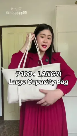 super affordable yet very maganda ang quality, spacious, may zipper, maganda ang material at very classy ng travel bag na to! #bags #travelbag #totebag #shoulderbag #handcarry #largecapacitybag 