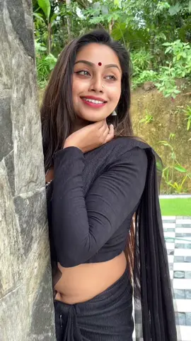 Chuttamalee devara 💃🖤 #viralvideo  #viraltiktok #viralsltiktok #sltiktokvideo #trending #sltiktok_srilanka #sltiktokvideo🇱🇰 #viraltiktok2024❤️❤️🌹🤗 #trendingvideo #viral tiktok #trending #hashiweerasinghe #loveyou #sltiktokvideo #videographylove #sltiktok_srilanka #sltiktokvideo🇱🇰 #viraltiktok2024 #trendingtiktok #trendingvideostiktokpk #trendingvideostiktokpk💔💔 #trendingvideostiktok #onemilionaudition #foryou #foryoupage #viral #new #1M #1m #fyp #fypシ #dance
