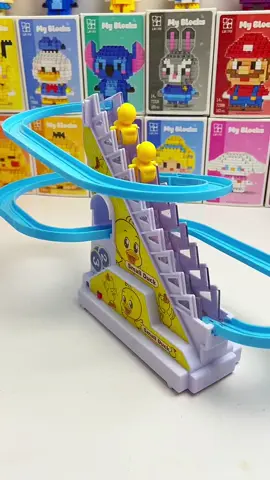 Electronic Yellow Small Duck–Climbing Stairs Slide Track with Lights and Music! 🦆✨  Mag e-enjoy mga kids dito mga mamsh!🤗 CLICK THE YELLOW BASKET!!  #smallducktoy #3ducksonly #ducktoyforkids #climbingstairsduck #slidingduck #forkids #funplay #fypviral #fyp #fypppppppppppppp 