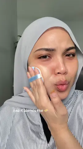 lowkey obsessed with this @skintific.my blue cushion 🥹💙 #skintificmy #skintificmalaysia #skincare #cushioncore #skintificcushionbiru 