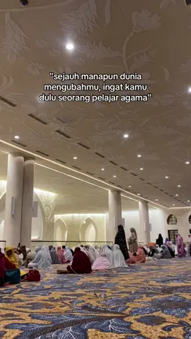 kita hanya hamba tuhan yang penuh dosa #reminder #hijrah #istiqomah #islamic #yourself #foryoupagе #foryour 