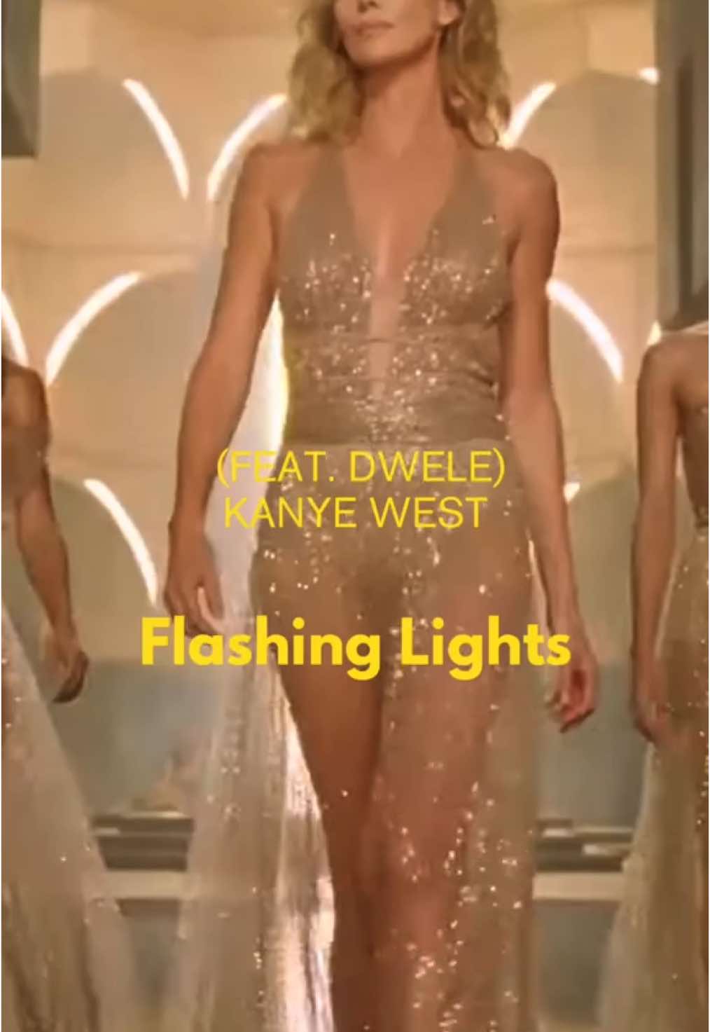 Aviez-vous reconnu la musique ?  #kanyewest #dior #jadoredior #luxe #paris #parfum 