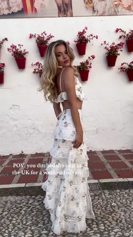 I just wanted to wear my Dahlia co-ord one more time #MillieModelli #resortwearbrand #resortwear 