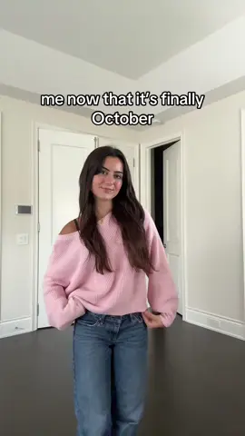 It’s almost scorpio seasonnnmm #sweater #sweaterweather #october 