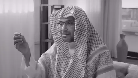 إِيّاكَ واحْذَرْ أَنْ تَبيتَ / مِنَ الثِّقاتِ عَلى ثِقَهْ #ابن_فارس #صالح_المغامسي 