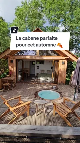 C’est la cabane parfaite pour s’évader cet automne 🍂 Tague la personne qui doit t’y emmener ! Direction le Bois de Rosoy dans l’Oise pour profiter de la cabane Céleste et de son spa privatif. Avec sa baie vitrée 100% ouvrable qui donne une vue imprenable sur la nature, la cabane Céleste est le spot parfait pour se déconnecter le temps d’une nuit 🌳 Petit-déjeuner inclus 🥐 📍 Le Bois de Rosoy est situé à Rosoy-en-Multien, à 1h de Paris 🧳 Pour réserver votre séjour, RDV sur notre site internet (lien en bio) #boisderosoy #oise #picardie #paris #jacuzzi #cocooning #thecabinchronicles #slowtourisme #airbnb #lodge #ecolodge #automne #autumn #cosy #romantique #foryou #fyp #pourtoi 