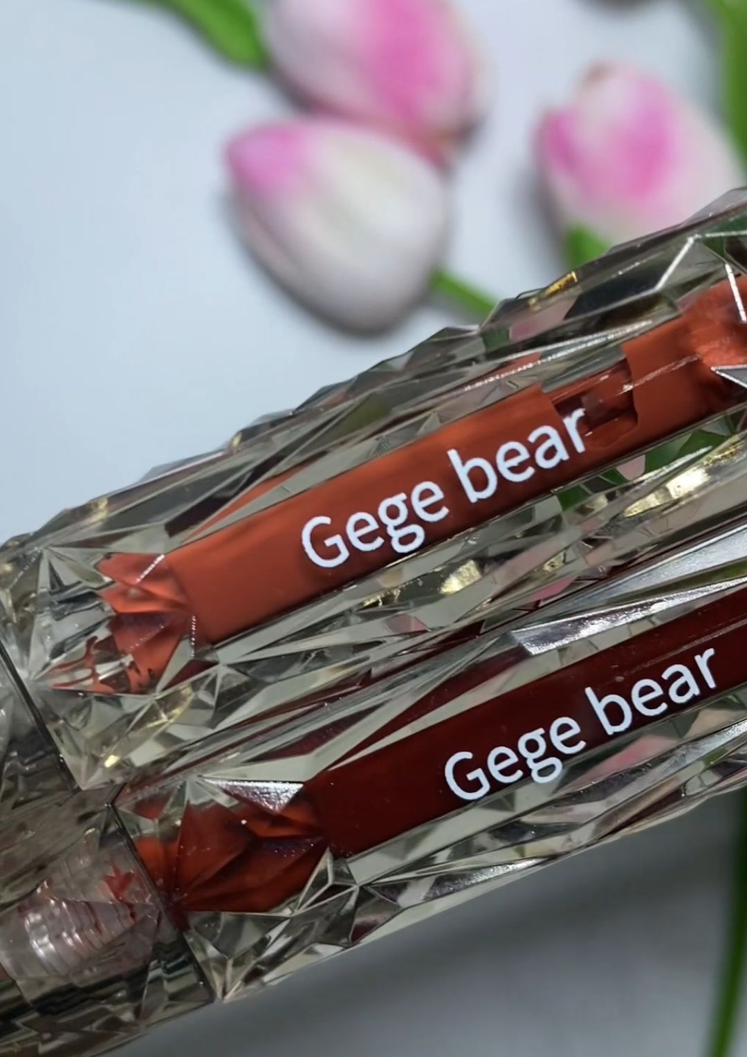 Gege Bear Crystal lens Lip glaze Water crystal 39 pesos✨️🌷 #beauty #trendingvideo #gegebear #lipglaze #makeup #beautyproducts #foryourepage #fyp #forupage 