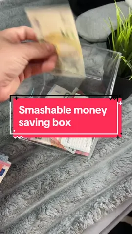Save money with these smashable money savers 🔥 #savemoney #moneytips #moneybox #moneychallenge #tiktokmademebuyit 