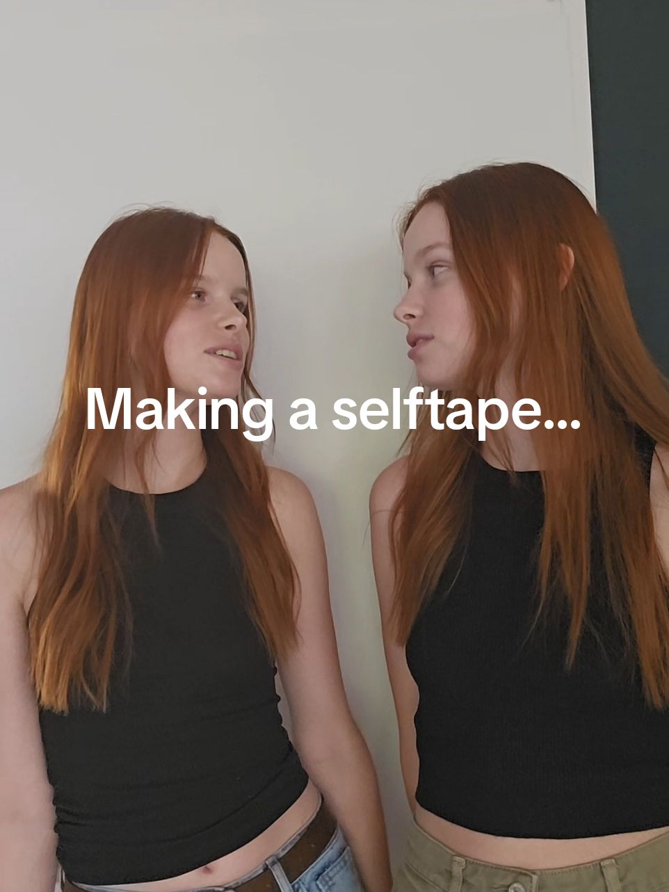 The making of a very difficult selftape.... @lonnekevandiepen @Rosanne.vd #model #twins #fyp #sisters #zussen 