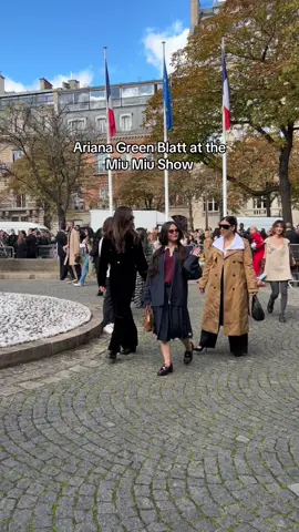 Ariana Green Blatt at the Miu Miu Show in Paris. #arianagreenblatt #miumiu #parisfashionweek #pfw 