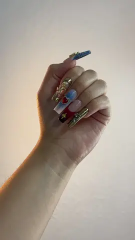 Press on nails just upgraded 😍