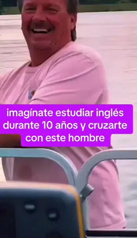 Imagínate estudiar inglés por años, aprender toda la gramática y el vocabulario... y de repente te cruzas con un texano y su acento. 🤠 No entendiste NADA. 😂 #EnglishProblems #Acentos #TexanoChallenge #AsíNoSeVale #faithpolitics7 #acentosgraciosos #divertido 