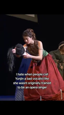 #KPOP || And she did the backing vocals for pierrot #kdates #kpopers #viral #relatable #kpoptiktok #kpopedit #kpopfypシ #lesserafim #yunjin 