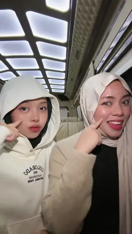 happy birthday my transition guru!!!! keep shining & glowing as your fav color, kuning!!! 🤭😚💛💛💛