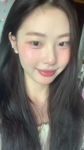 Trả lời @Simp iseopp Makeup tutorial mí bà yêu cầu quá trời #makeup #huongdanmakeup #makeuptutorial #fypシ゚ #xuhuong #viralvideo #fyp #foryoupage #douyin抖音 #xh #makeupdouyin #trending 